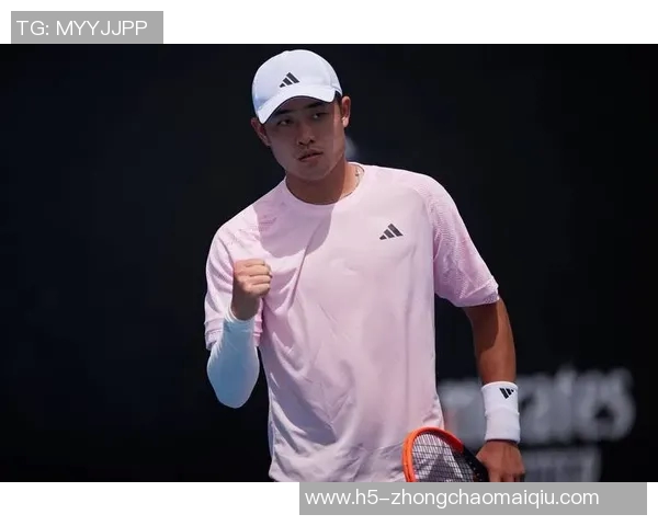 网球明星吴易昺现场助阵浙江队对决泰山队分享赵博精彩扑点瞬间